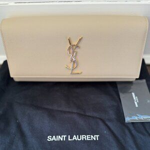 Saint Laurent Grain De Poudre Classic Monogram Cassandre Clutch Nude Powder